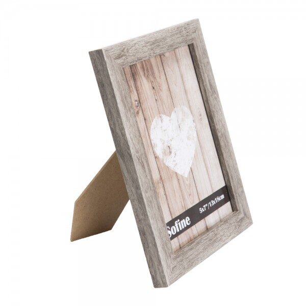 מסגרת לתמונה עשויה עץ